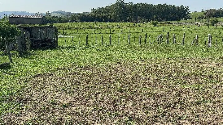 Chácara à venda de 4.400 m² em Rolante, RS, Brasil
