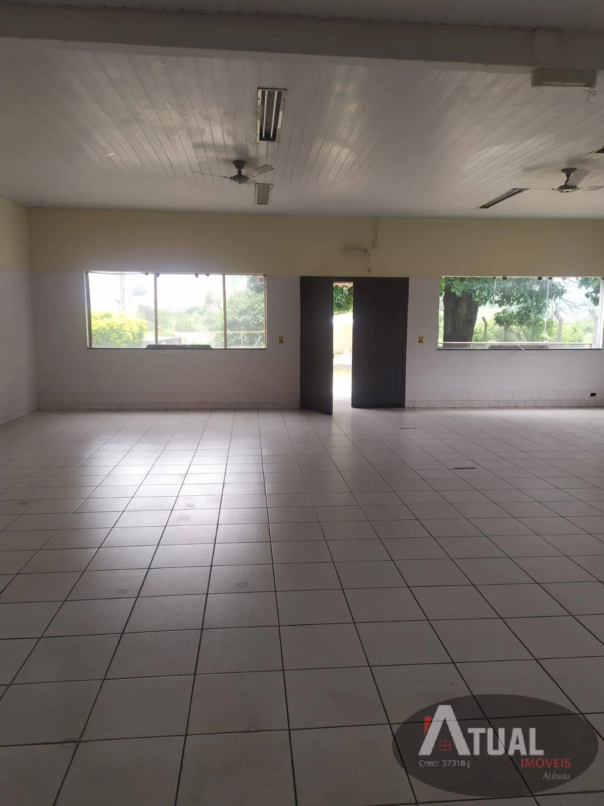 Comercial para Alugar de 6.000 m² em Atibaia, SP, Brasil