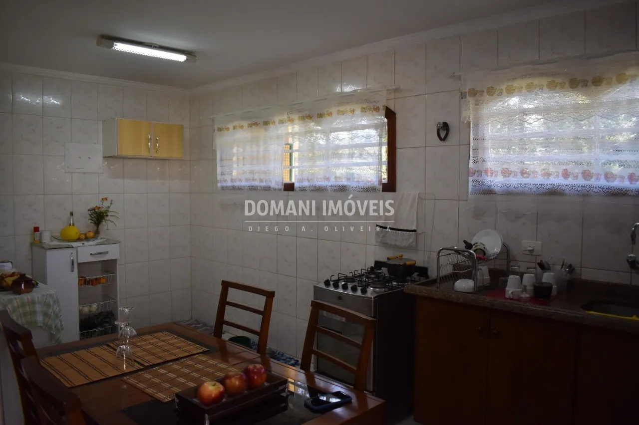 Casa à venda de 2.650 m² em Campos do Jordão, SP, Brasil