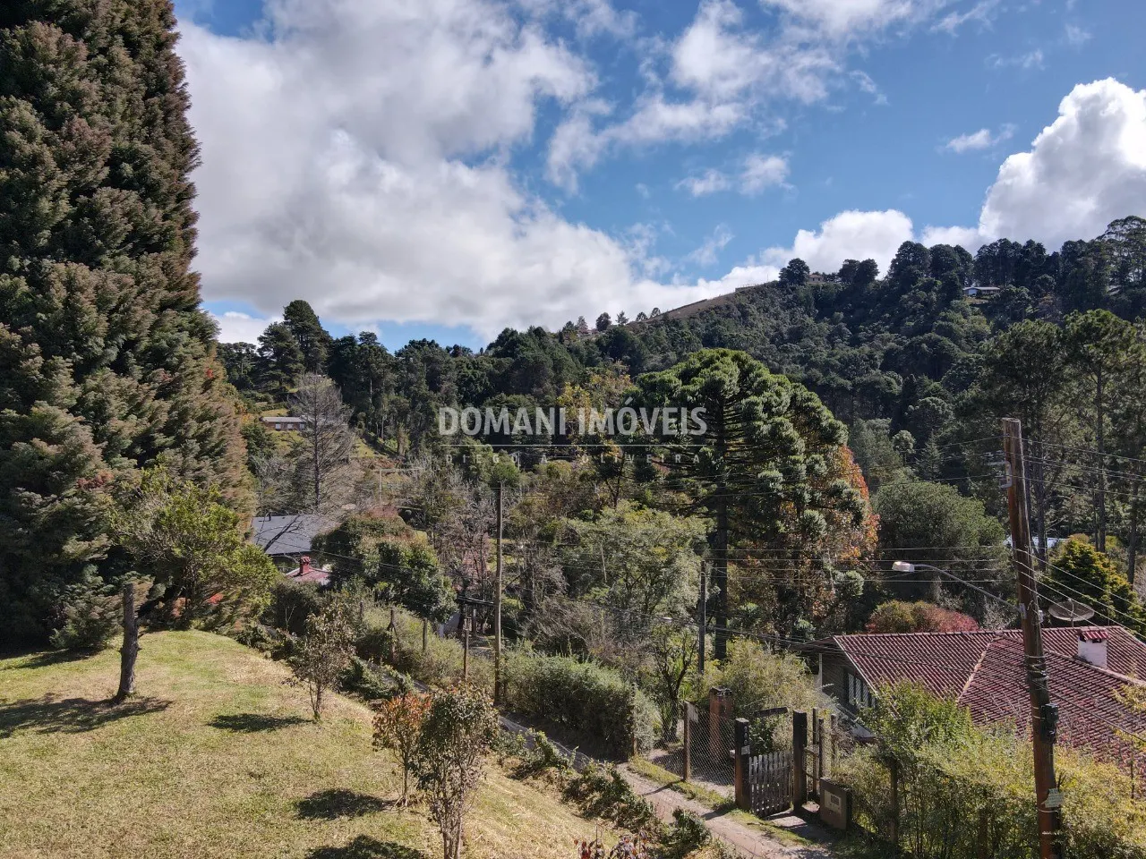 Casa à venda de 2.650 m² em Campos do Jordão, SP, Brasil