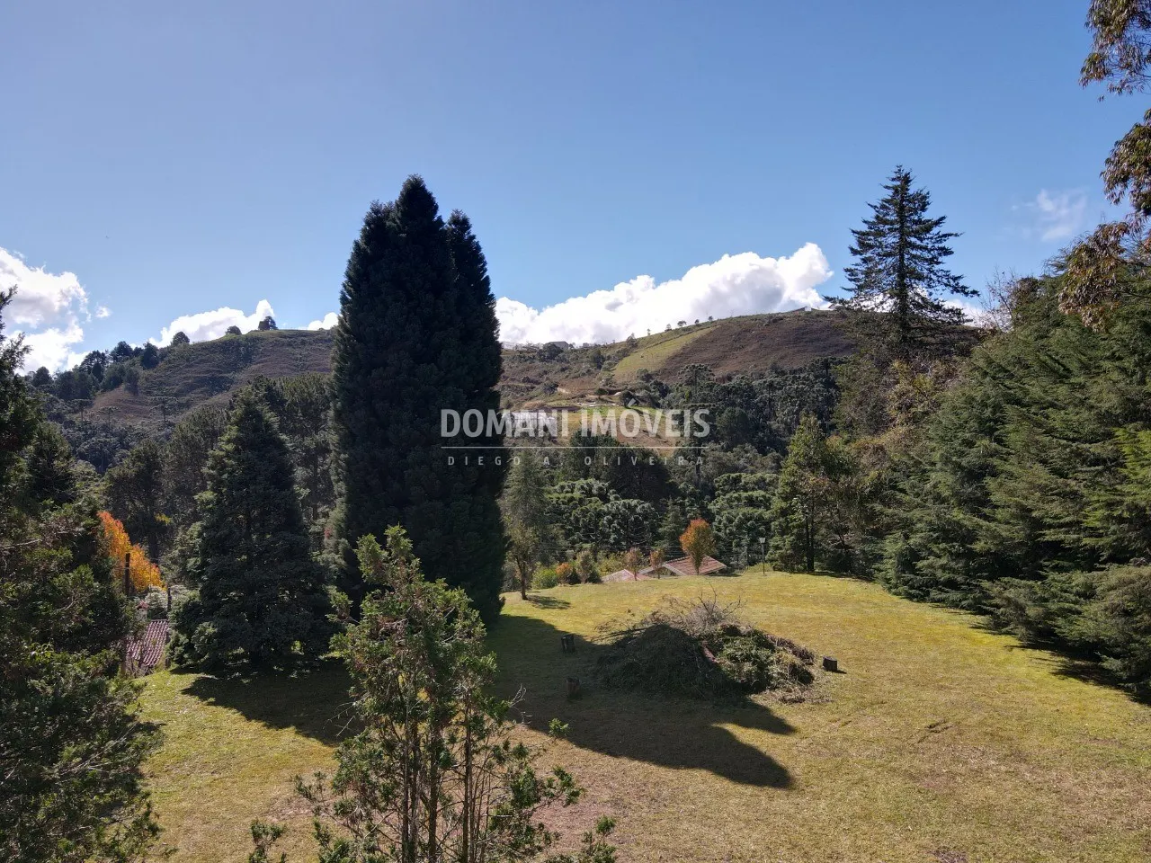Casa à venda de 2.650 m² em Campos do Jordão, SP, Brasil