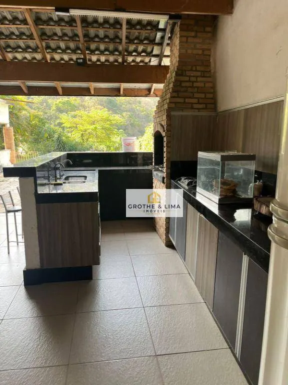 Chácara à venda de 4.000 m² em São José dos Campos, SP, Brasil
