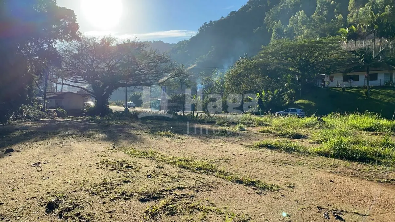 Terreno à venda de 2 ha em Nova Trento, SC, Brasil