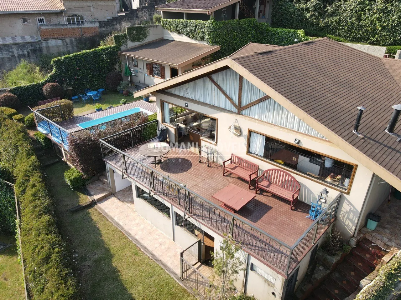 Casa à venda de 1.120 m² em Campos do Jordão, SP, Brasil