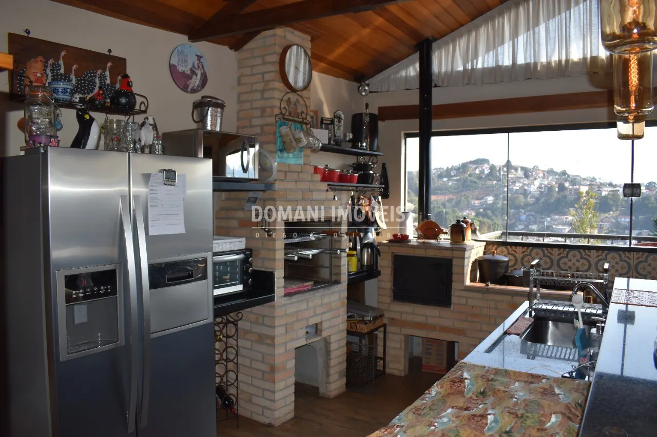 Casa à venda de 1.120 m² em Campos do Jordão, SP, Brasil