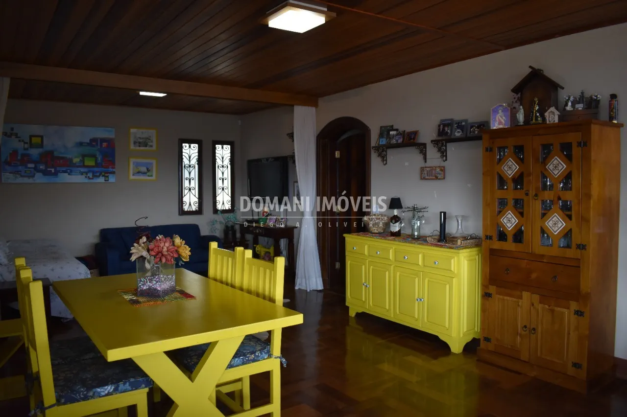 Casa à venda de 1.120 m² em Campos do Jordão, SP, Brasil