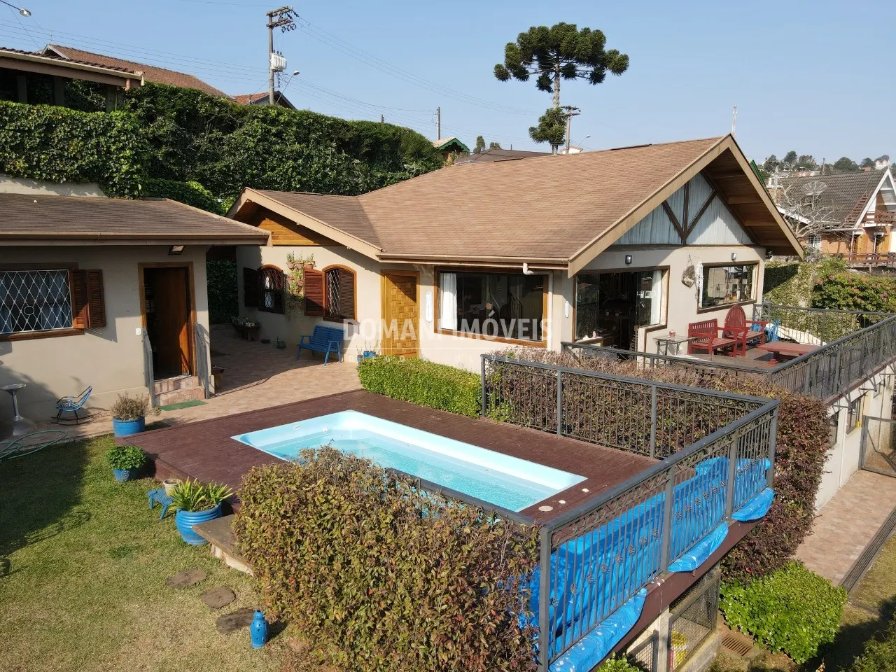 Casa à venda de 1.120 m² em Campos do Jordão, SP, Brasil
