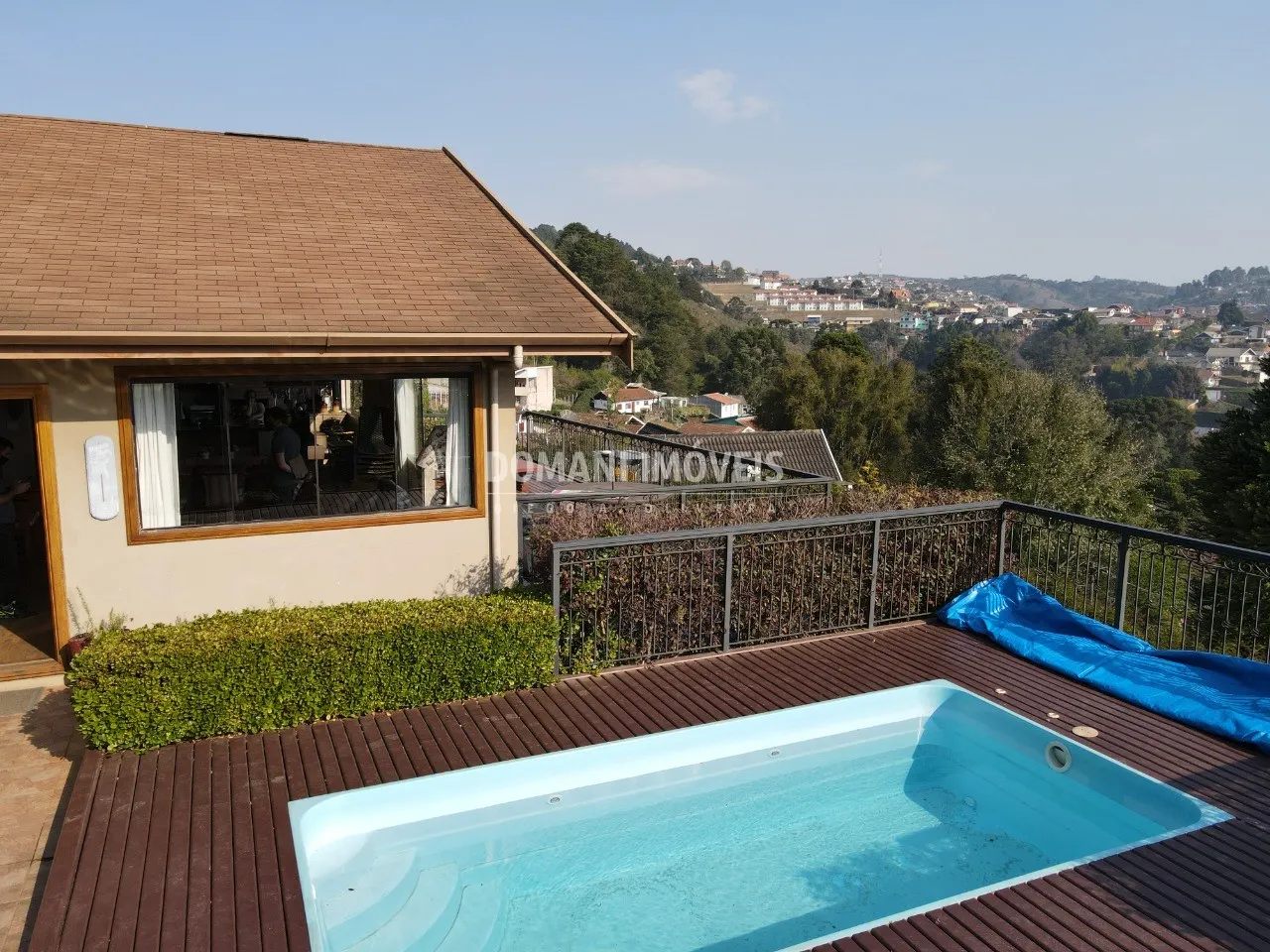 Casa à venda de 1.120 m² em Campos do Jordão, SP, Brasil