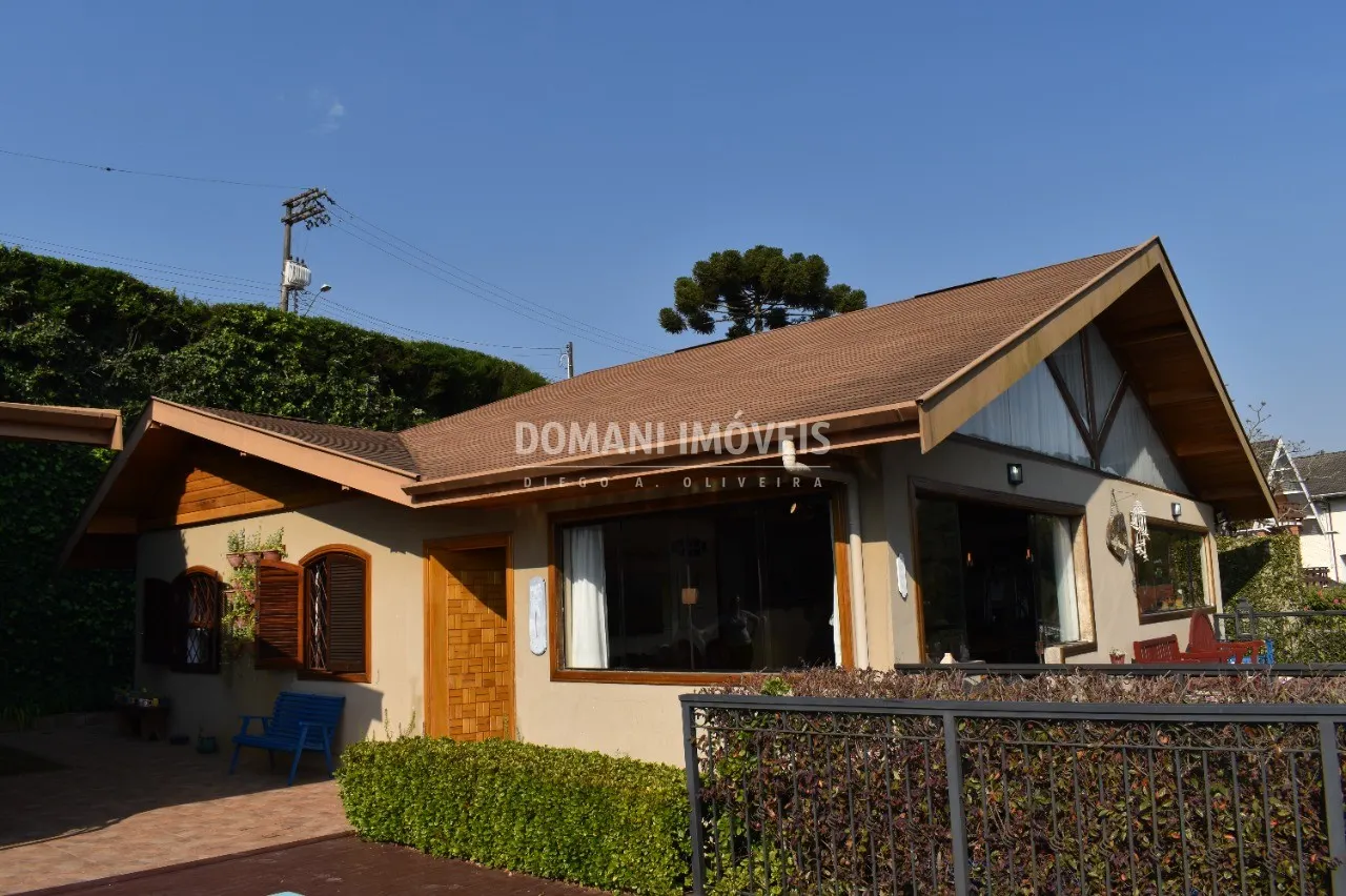 Casa à venda de 1.120 m² em Campos do Jordão, SP, Brasil