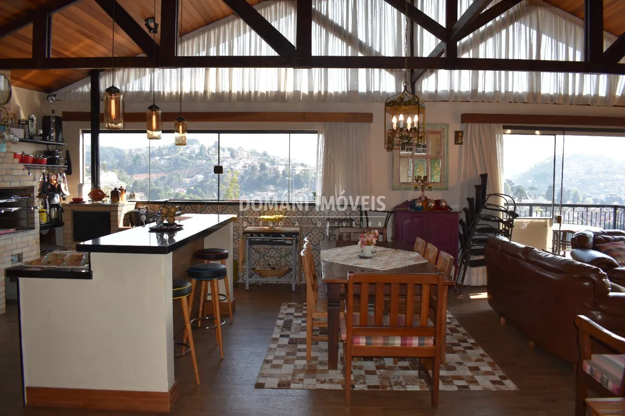 Casa à venda de 1.120 m² em Campos do Jordão, SP, Brasil