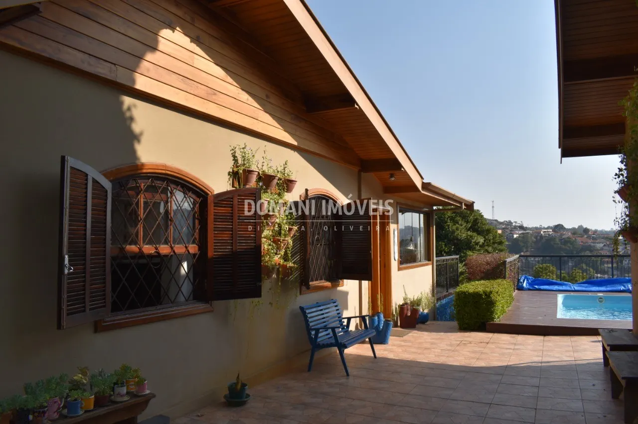Casa à venda de 1.120 m² em Campos do Jordão, SP, Brasil