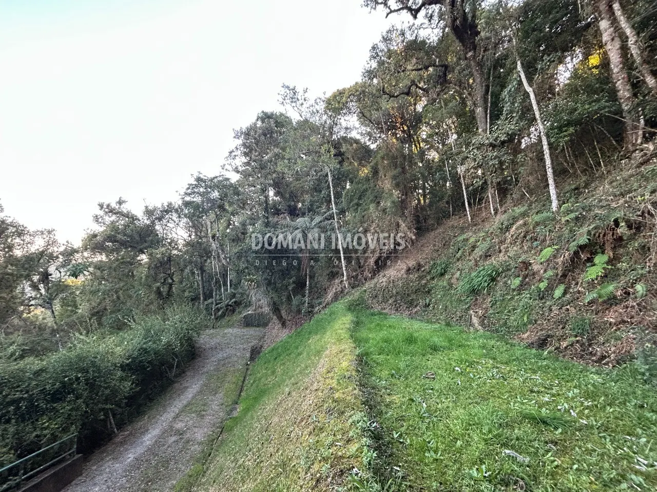 Terreno à venda de 1.535 m² em Campos do Jordão, SP, Brasil
