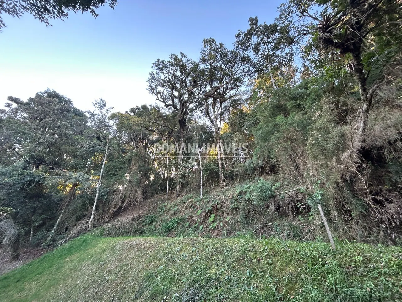 Terreno à venda de 1.535 m² em Campos do Jordão, SP, Brasil