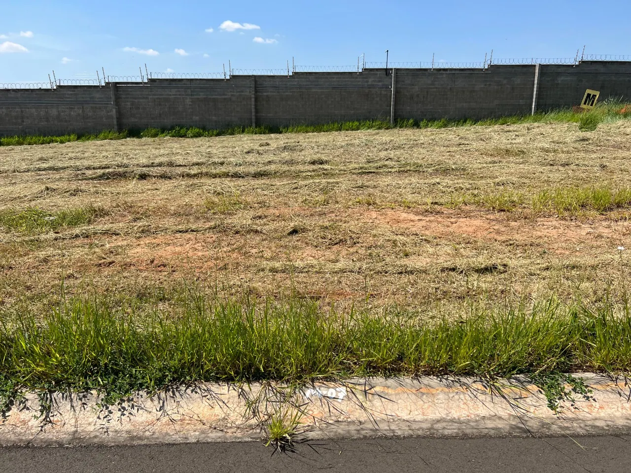 Terreno à venda de 213 m² em Monte Mor, SP, Brasil
