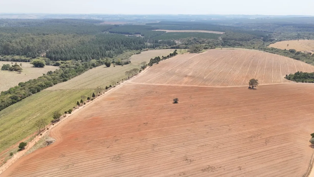 Fazenda à venda de 128 ha em Itapetininga, SP, Brasil