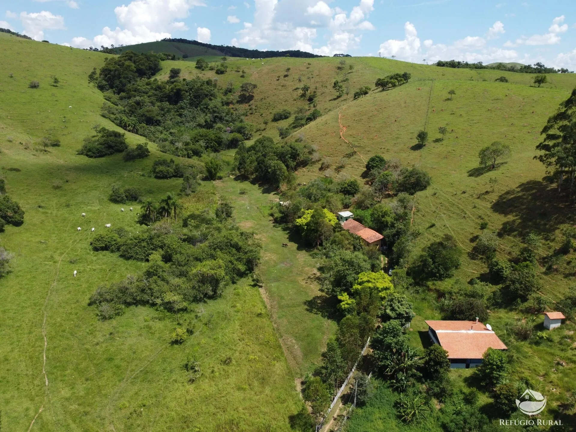 Small farm for sale of 10 acres in São José dos Campos, SP, Brazil