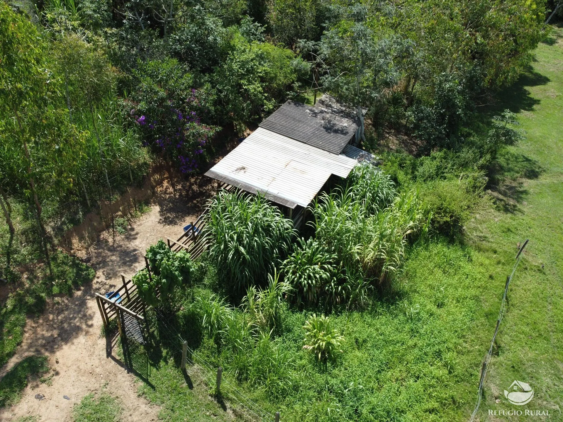 Small farm for sale of 10 acres in São José dos Campos, SP, Brazil