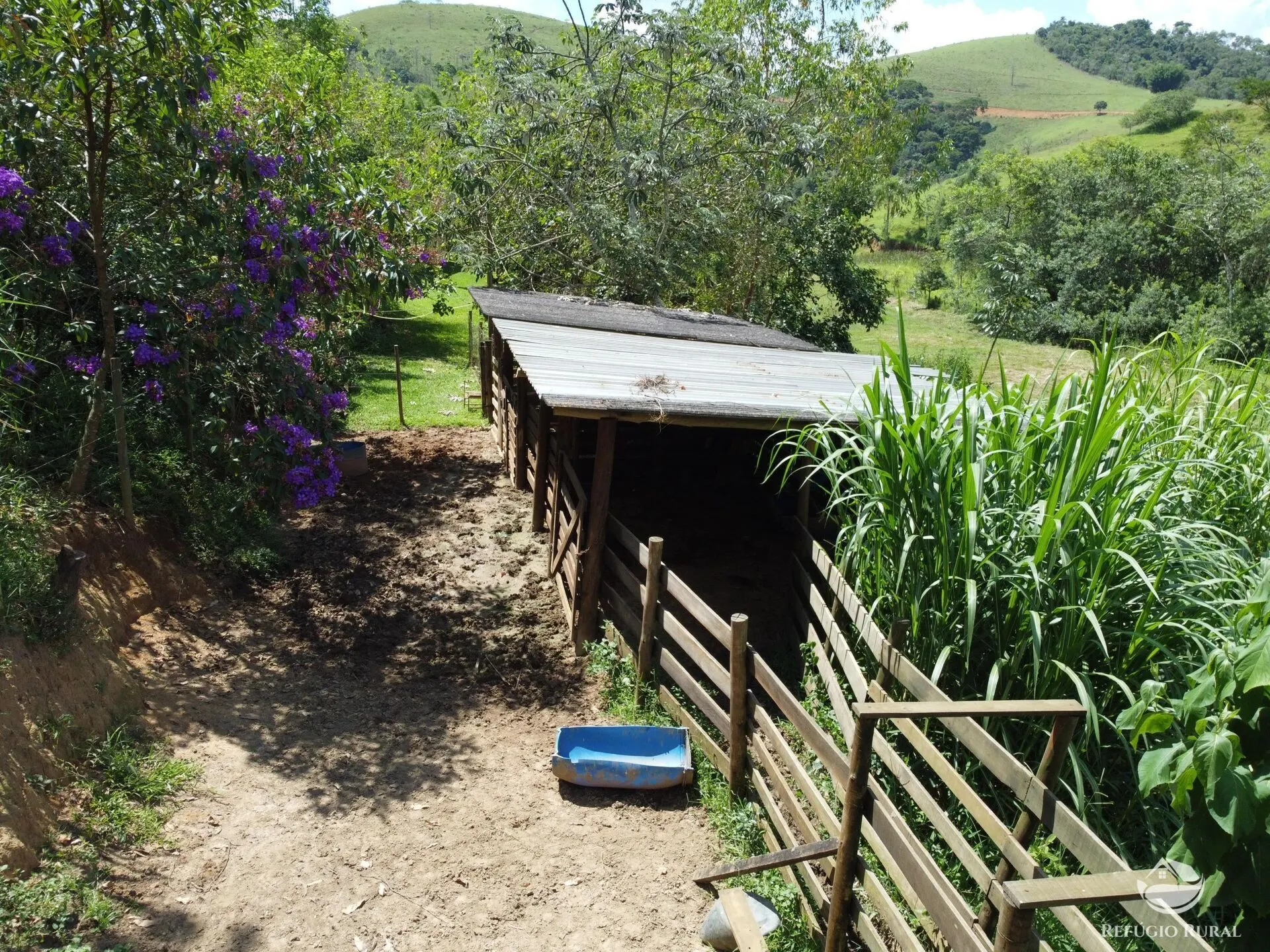 Small farm for sale of 10 acres in São José dos Campos, SP, Brazil