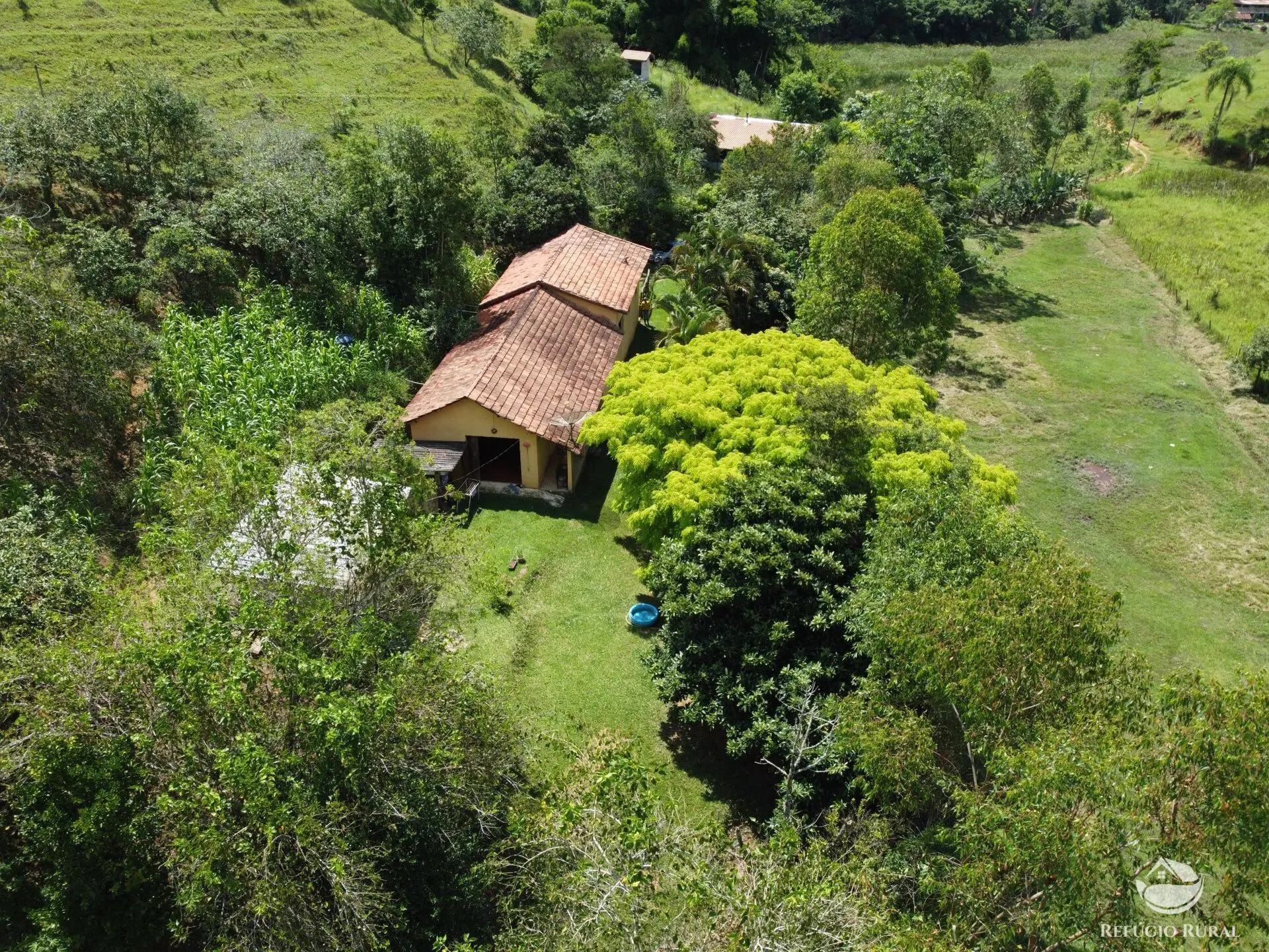 Small farm for sale of 10 acres in São José dos Campos, SP, Brazil