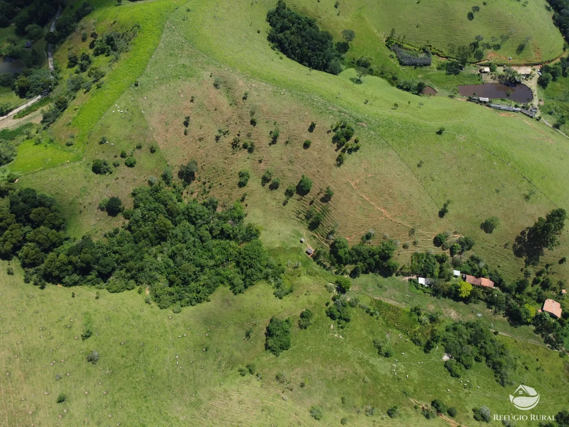 Small farm for sale of 10 acres in São José dos Campos, SP, Brazil