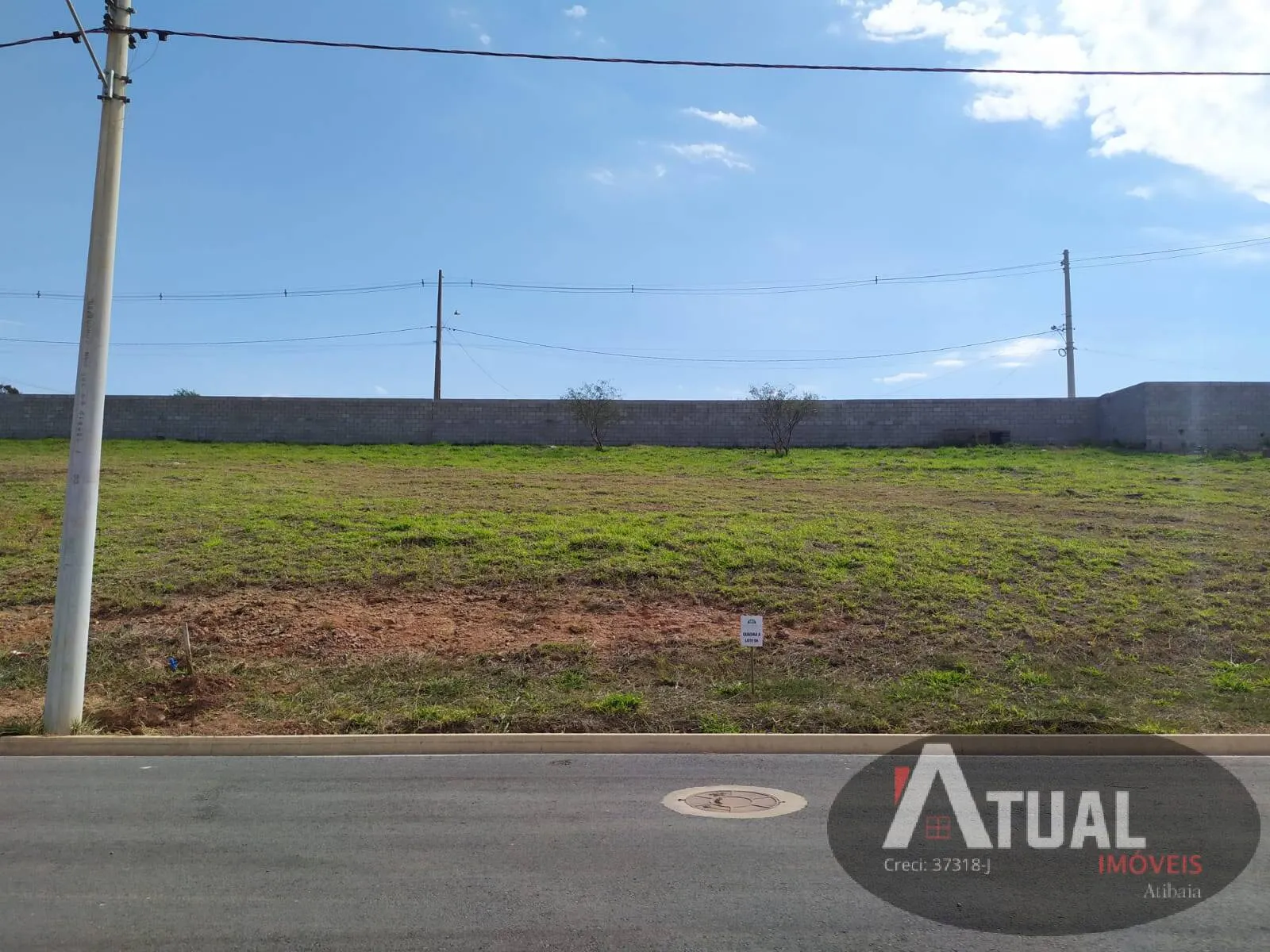 Terreno à venda de 191 m² em Atibaia, SP, Brasil