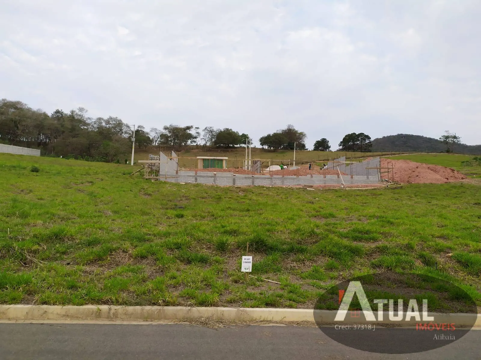 Terreno à venda de 191 m² em Atibaia, SP, Brasil