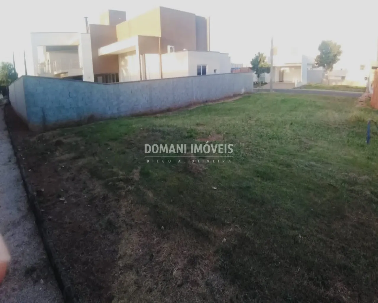 Terreno à venda de 360 m² em Paulínia, SP, Brasil