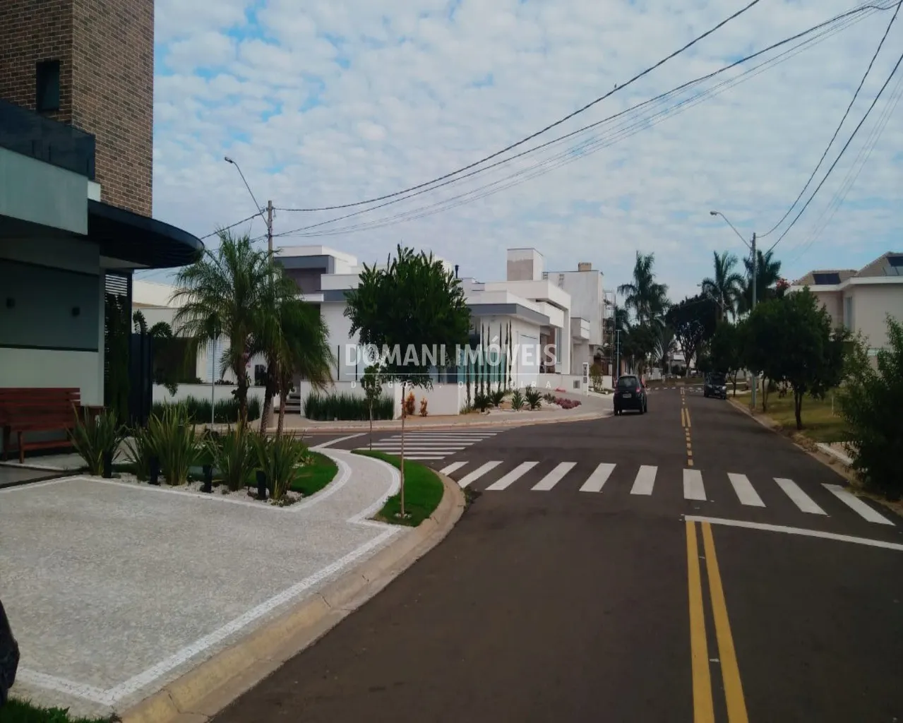 Terreno à venda de 360 m² em Paulínia, SP, Brasil