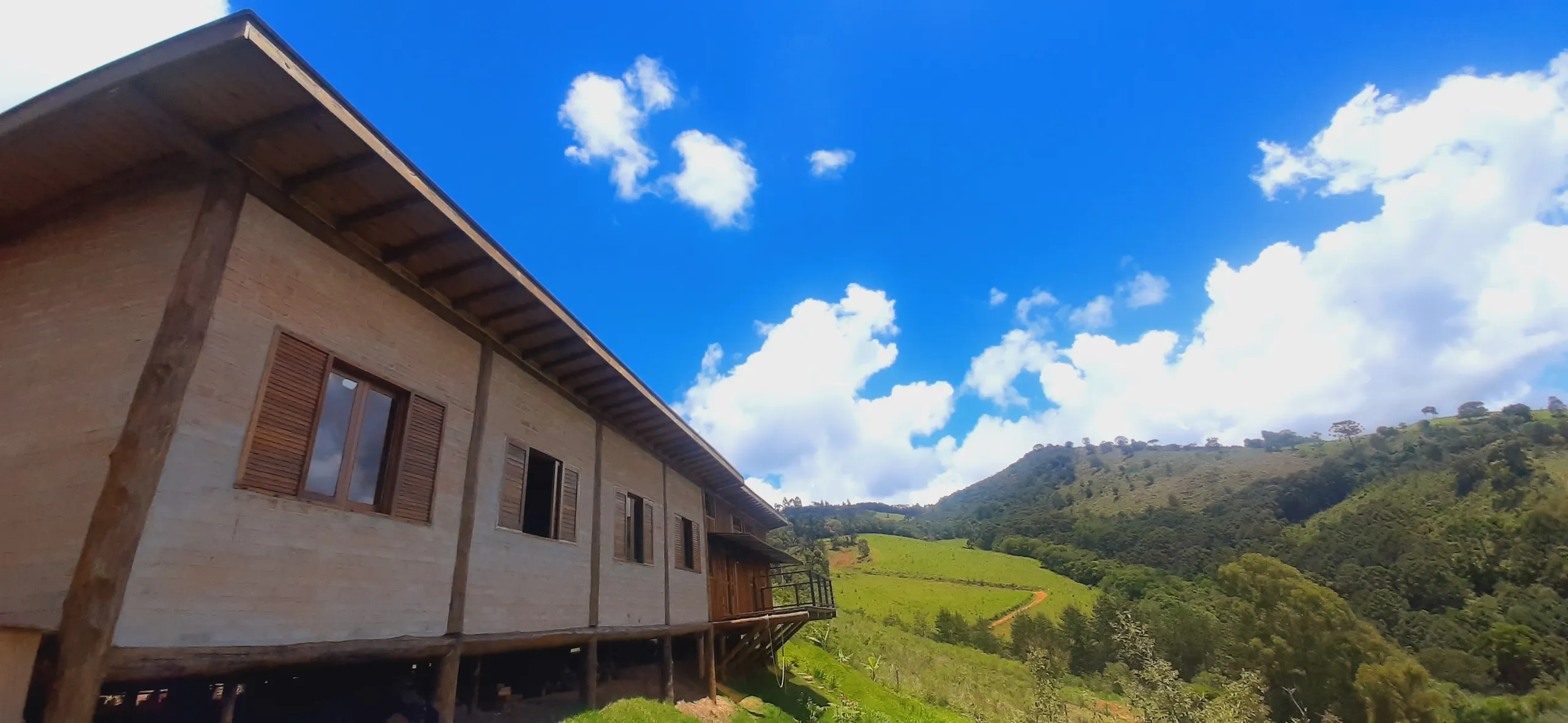 Casa à venda de 1.500 m² em Camanducaia, MG, Brasil