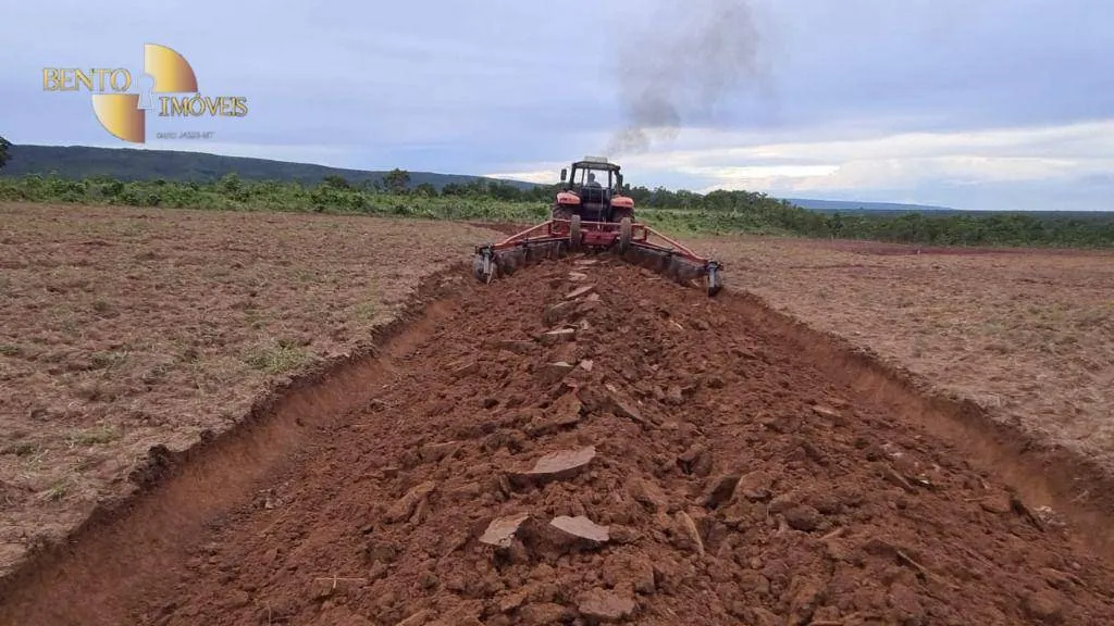 Fazenda à venda de 1.600 ha em Rosário Oeste, MT, Brasil