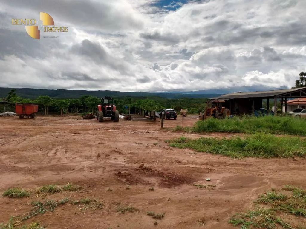 Fazenda à venda de 1.600 ha em Rosário Oeste, MT, Brasil