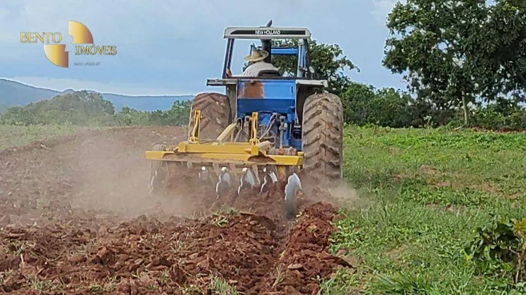 Fazenda à venda de 1.600 ha em Rosário Oeste, MT, Brasil