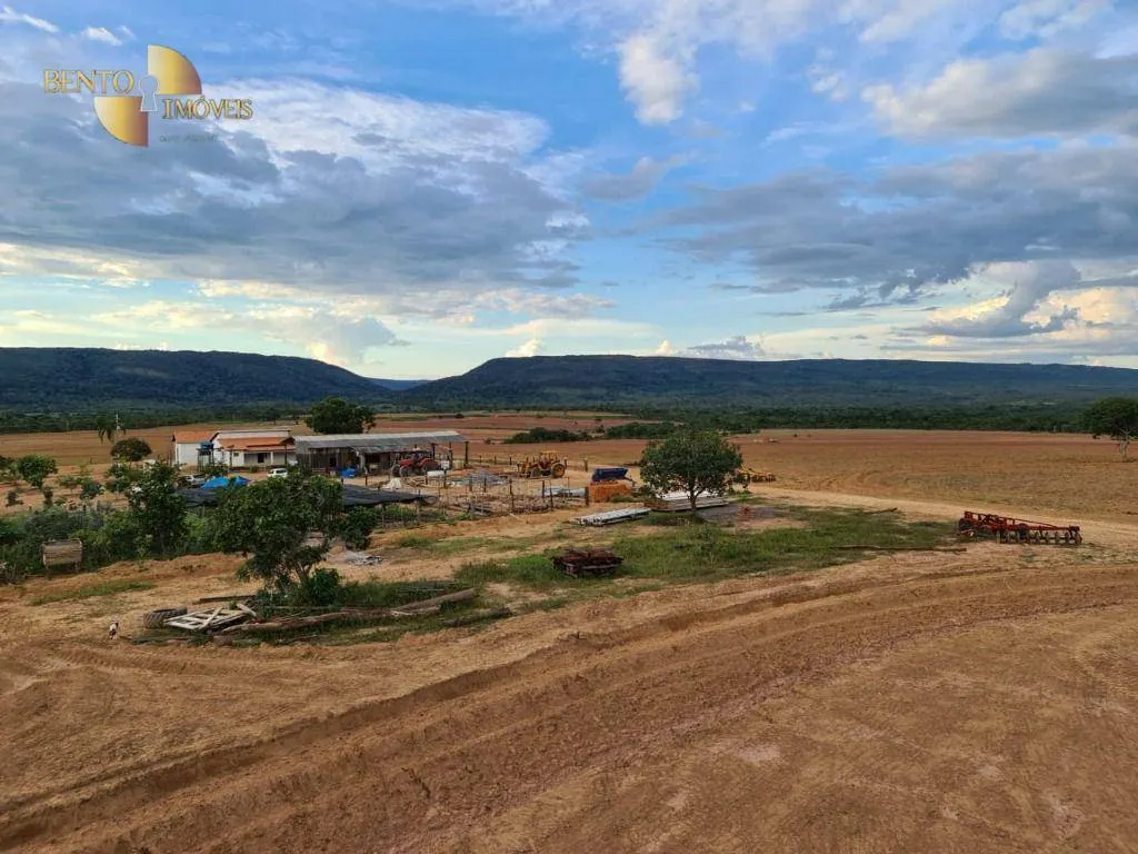 Fazenda à venda de 1.600 ha em Rosário Oeste, MT, Brasil