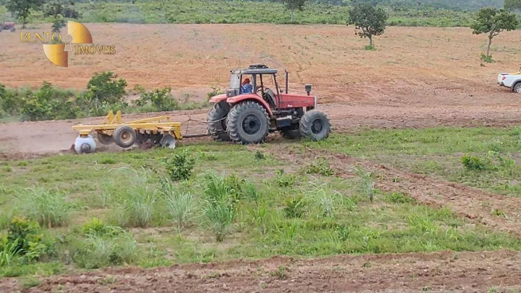 Fazenda à venda de 1.600 ha em Rosário Oeste, MT, Brasil