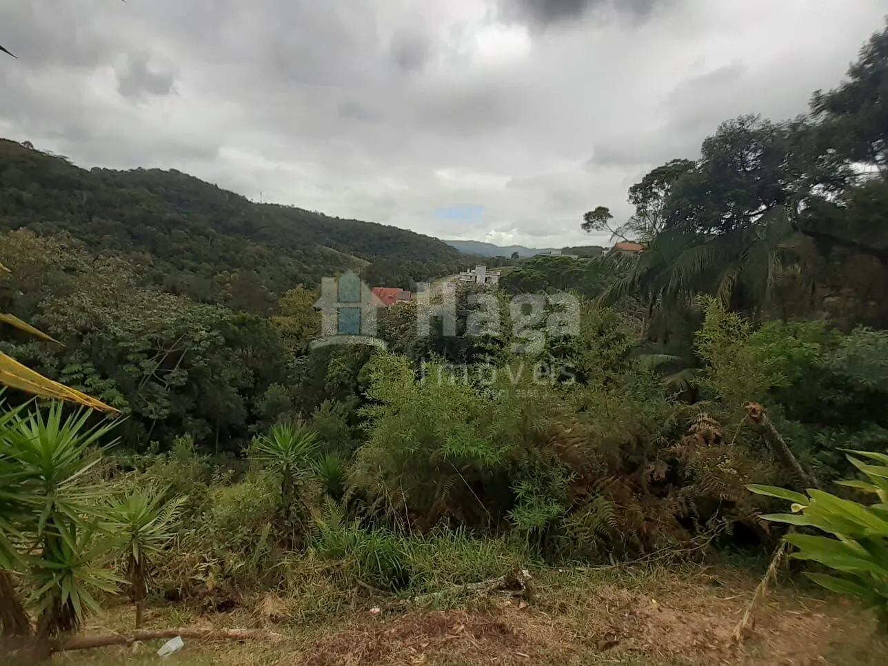 Terreno à venda de 988 m² em Brusque, SC, Brasil