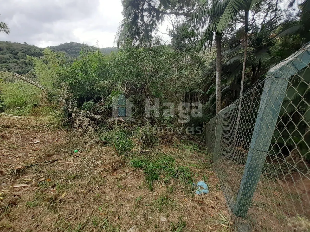 Terreno à venda de 988 m² em Brusque, SC, Brasil