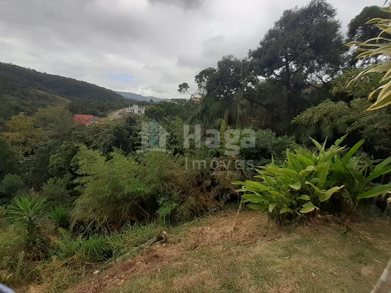 Terreno à venda de 988 m² em Brusque, SC, Brasil