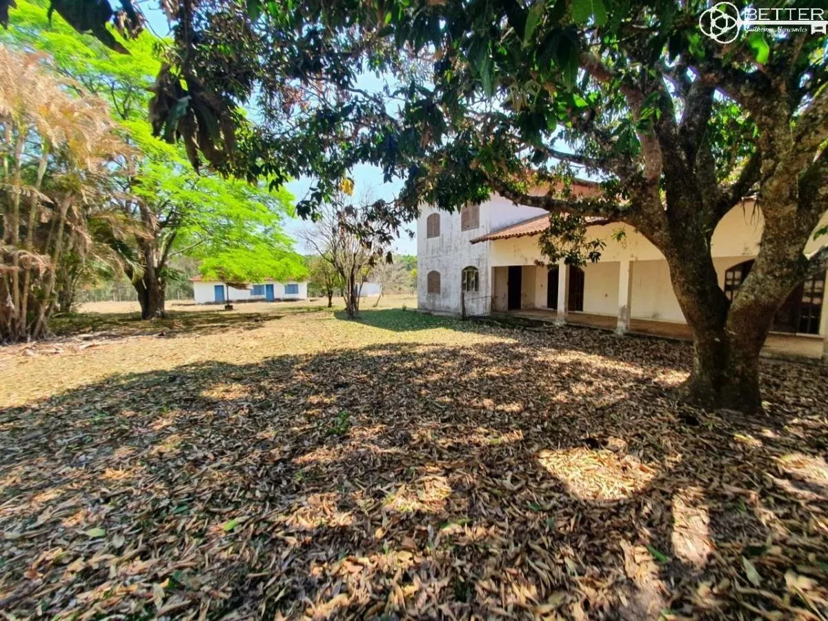 Fazenda à venda de 112 ha em Angatuba, SP, Brasil