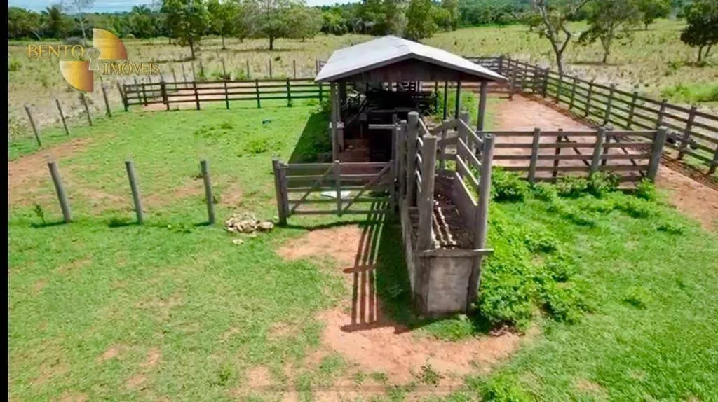 Fazenda à venda de 305 ha em Chapada dos Guimarães, MT, Brasil