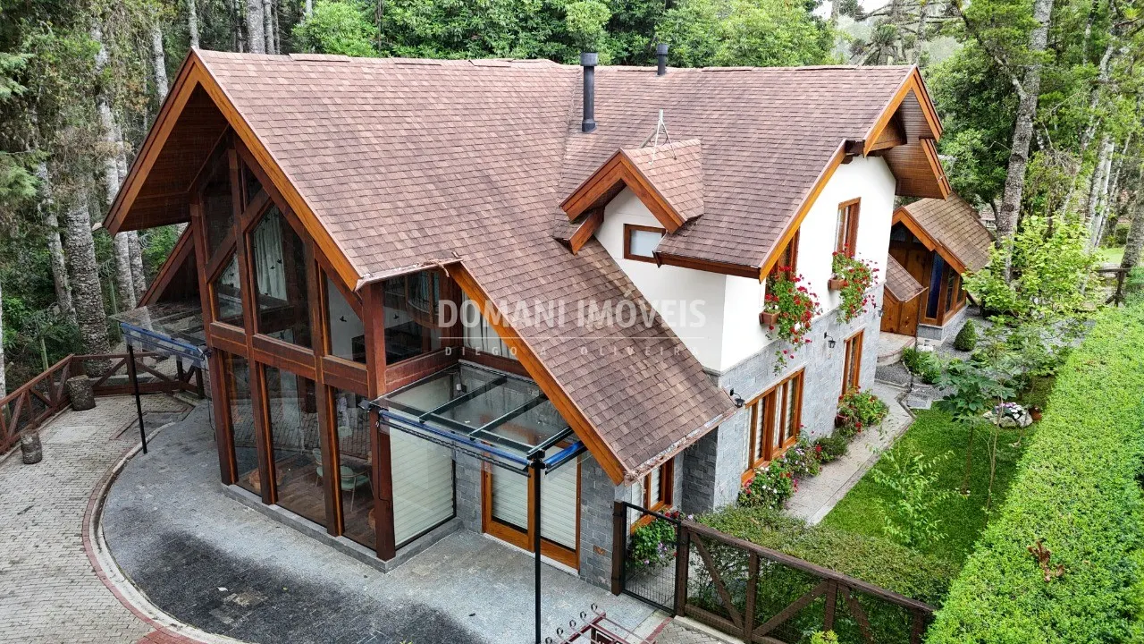 House for sale of 1,025 m² in Campos do Jordão, SP, Brazil
