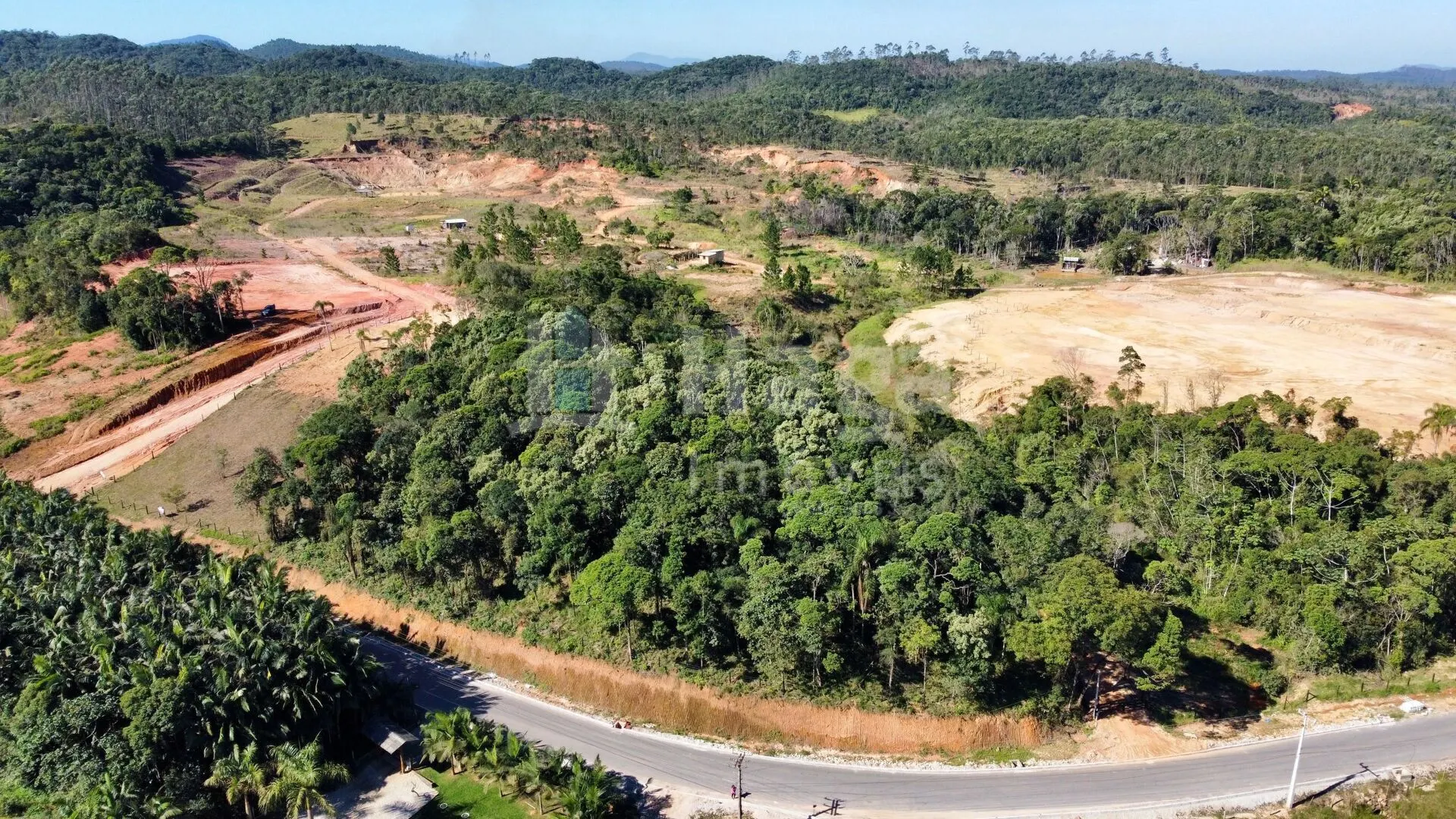 Terreno à venda de 2 ha em Canelinha, SC, Brasil
