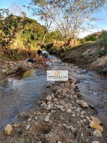 Chácara à venda de 2 ha em Taubaté, SP, Brasil