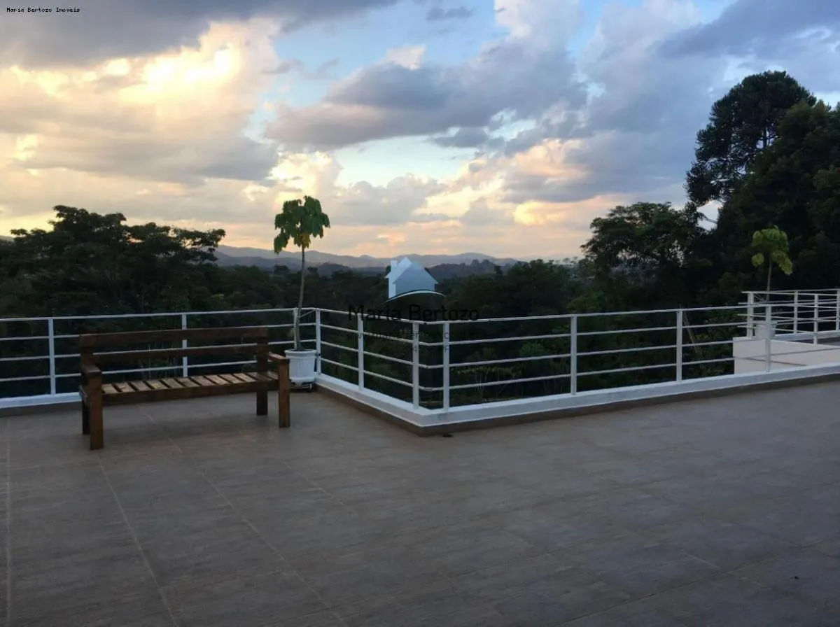 Chácara à venda de 1 ha em Arujá, SP, Brasil