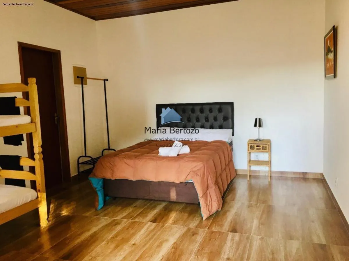 Chácara à venda de 1 ha em Arujá, SP, Brasil