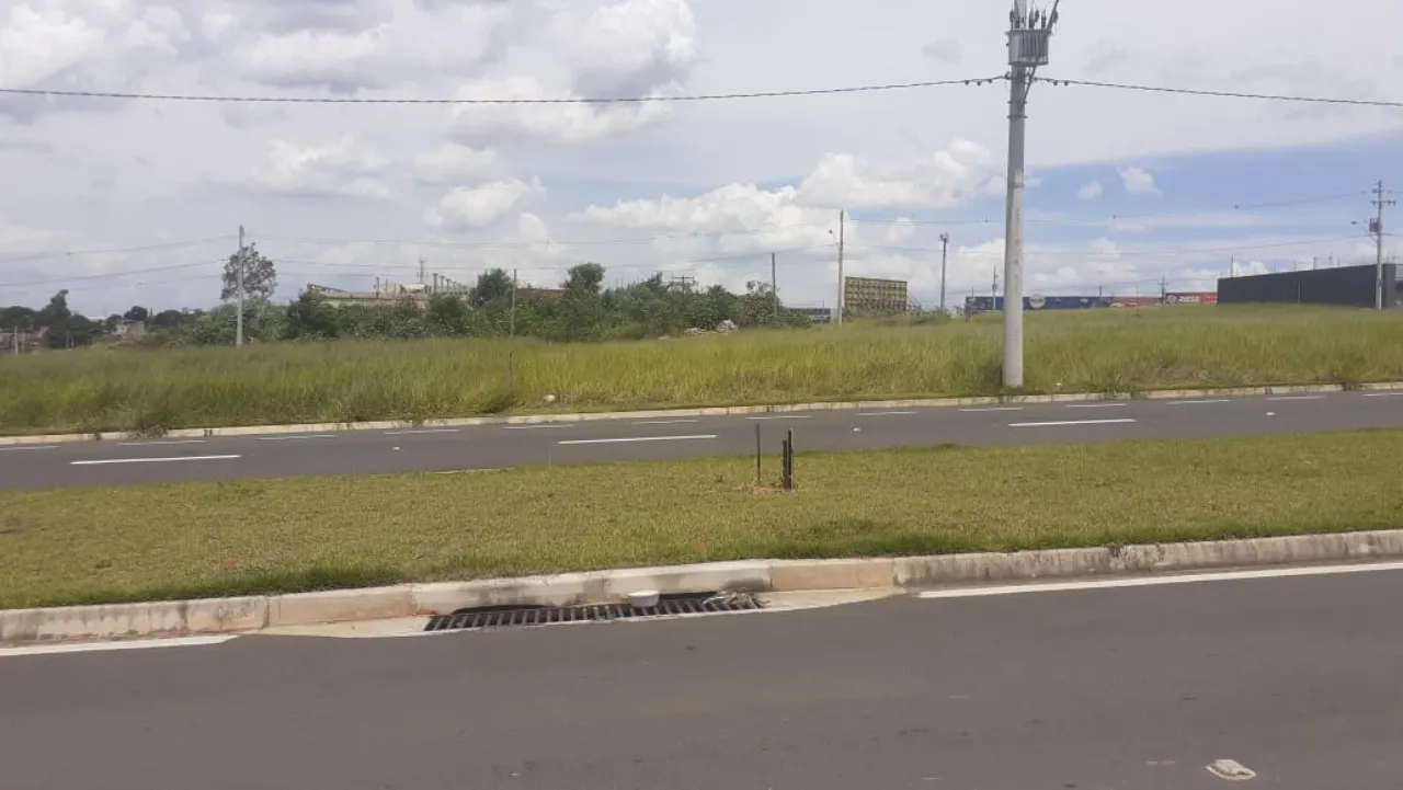 Terreno à venda de 250 m² em Campinas, SP, Brasil