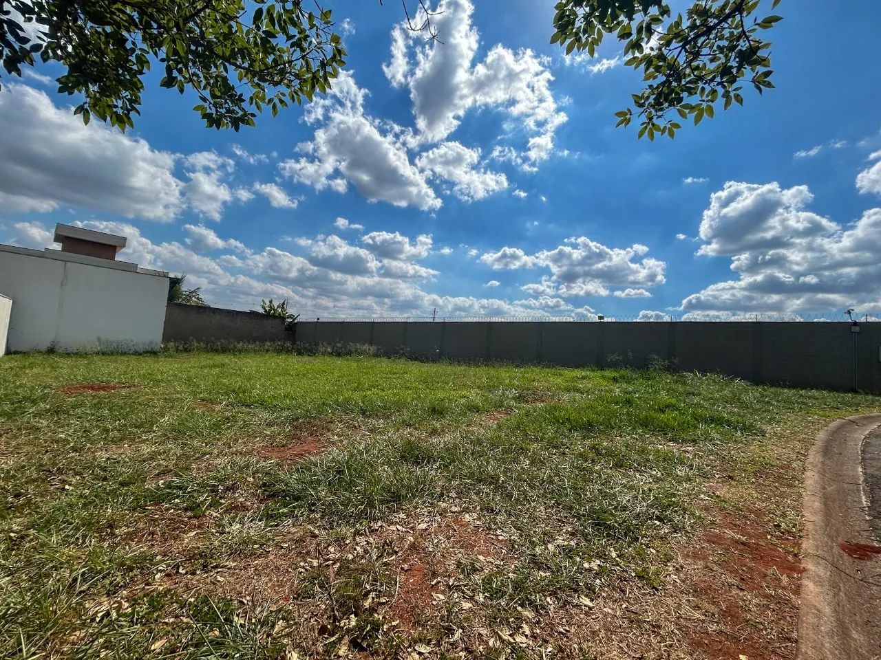 Plot for sale of 593 m² in Paulínia, SP, Brazil
