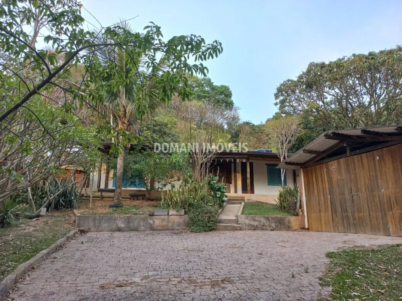 Casa à venda de 2.820 m² em Valinhos, SP, Brasil
