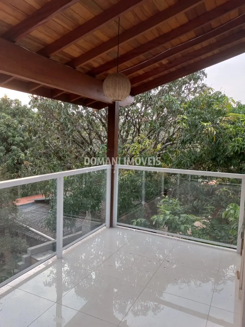 Casa à venda de 2.820 m² em Valinhos, SP, Brasil