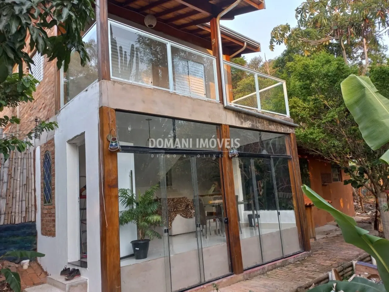 Casa à venda de 2.820 m² em Valinhos, SP, Brasil