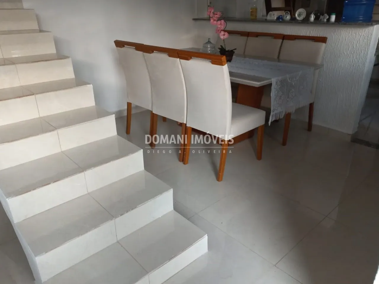Casa à venda de 2.820 m² em Valinhos, SP, Brasil
